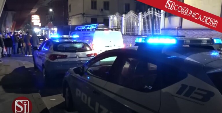 Due corpi a terra. Un agguato con due vittime nei pressi del rione don Guanella di Scampia. Sui fatti indaga polizia.