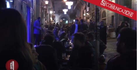 E’ stretta sulla Movida, regole ferree per tutta la città di Napoli a partire dagli orari di chiusura notturni che saranno per tutti i locali