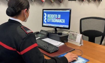 Carabinieri truffa stato reddito cittadinanza