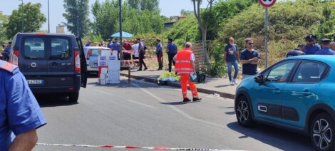 Si è consumato a via Argine l'omicidio di un uomo a colpi di pistola. L'agguato, questa mattina, a Ponticelli: indagano i Carabinieri